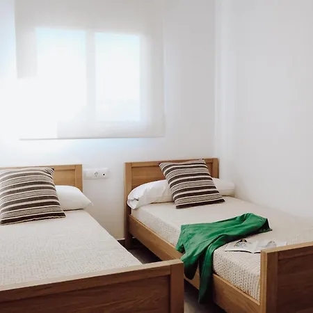 Hauzify I Coral Apartment *